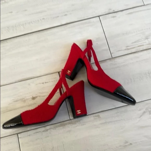 CHANEL Red and Black Heels - Picture 3 of 4